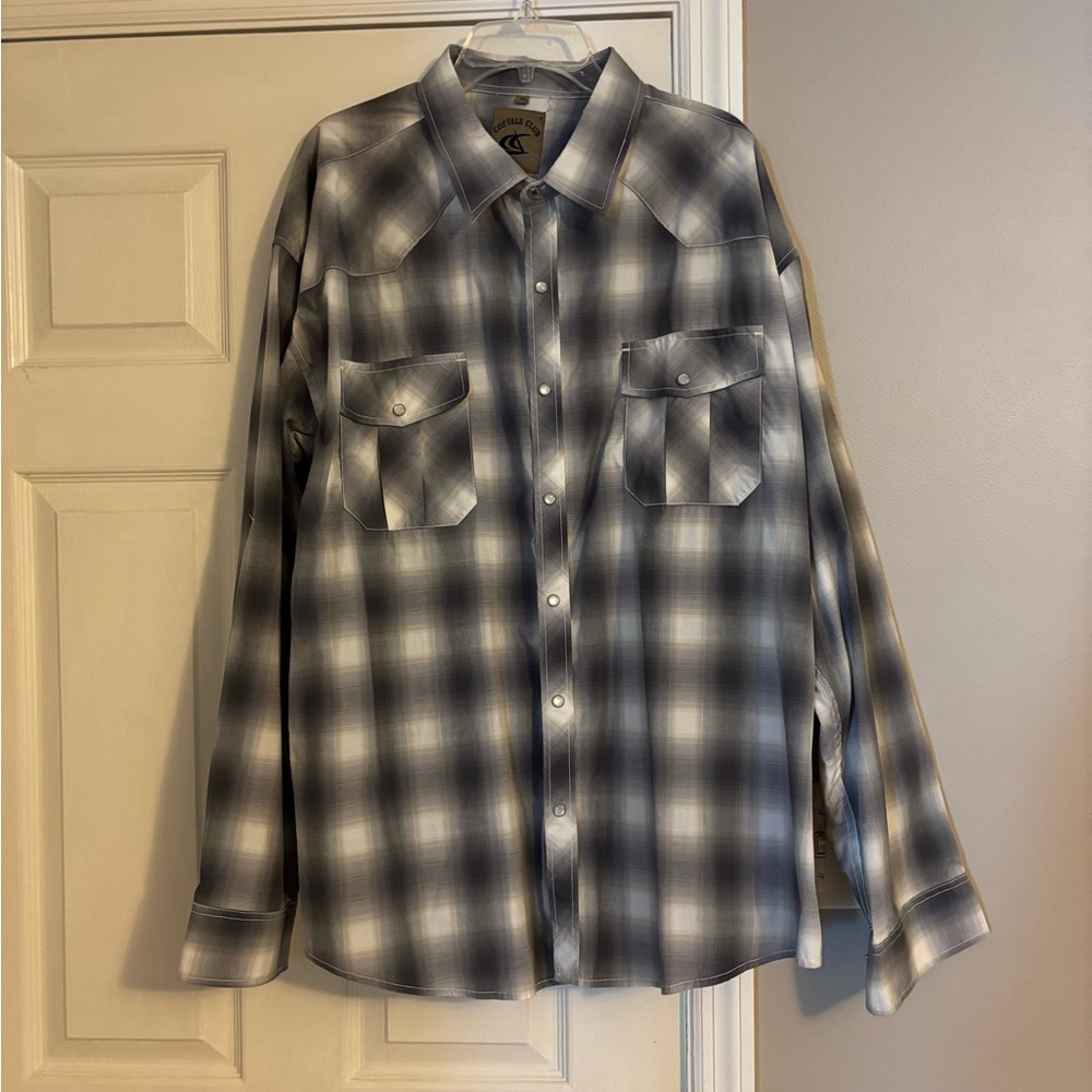 Western style dress shirt